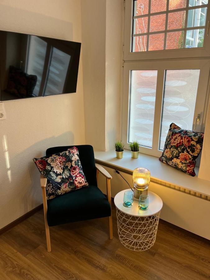 Zentrales Apartment Am Hafen Inklusive Netflix! Emden Dış mekan fotoğraf