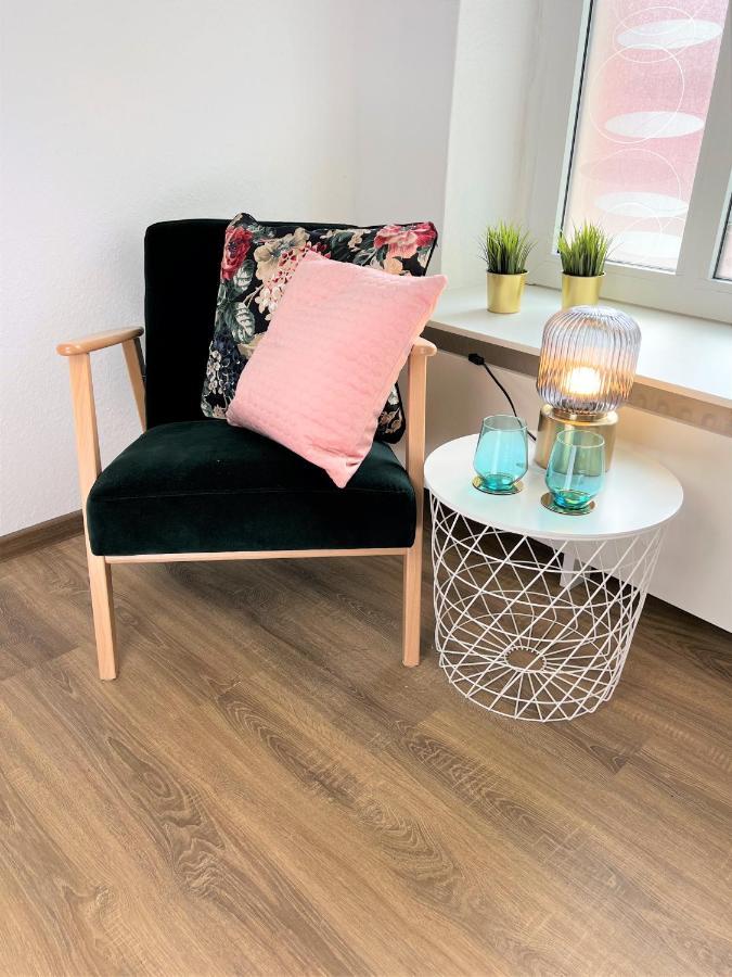 Zentrales Apartment Am Hafen Inklusive Netflix! Emden Dış mekan fotoğraf